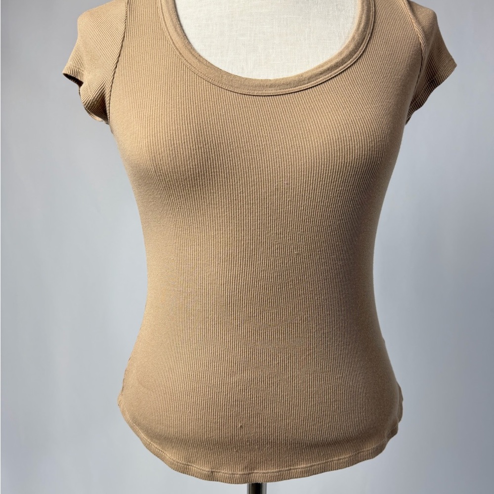 American Eagle Outfitters Tan Short Sleeve Tee